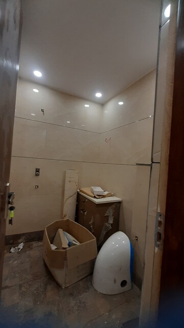 Furnished Amenities in 2 BHK Builder Floor at Hari Nagar – for Sale