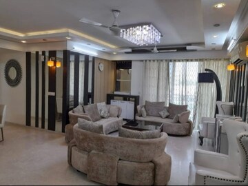 Living Room in 4 BHK Apartment at DLF Park Place, Sector 54 – for Rent