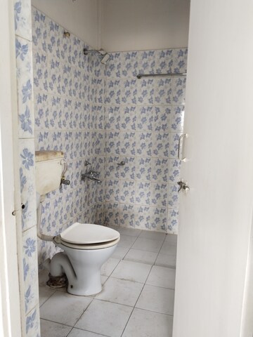 Bathroom in 3 BHK Apartment at Kubera Gulshan, Aundh – for Rent