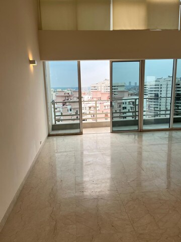 Room in 5 BHK Penthouse at Abw La Lagune, Sector 54 – for Rent