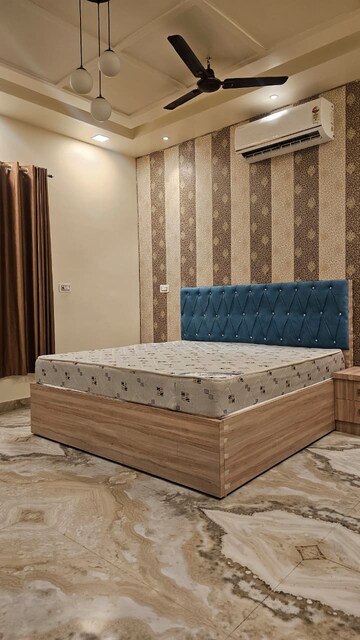 Bedroom in 3 BHK Independent House at Gomti Nagar – for Rent