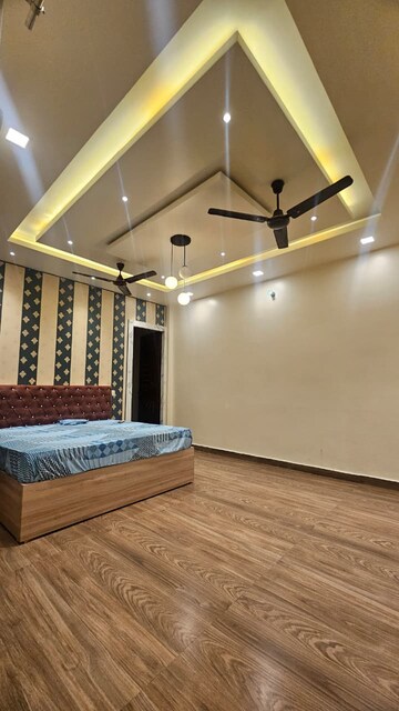 Bedroom in 3 BHK Independent House at Gomti Nagar – for Rent