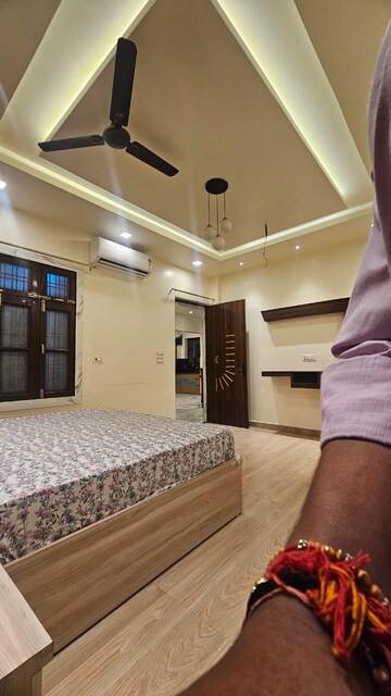 Bedroom in 3 BHK Independent House at Gomti Nagar – for Rent