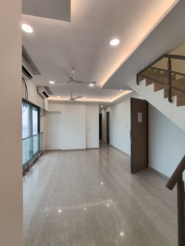 3 BHK Apartment For Rent in Adani Ten BKC, Bandra East