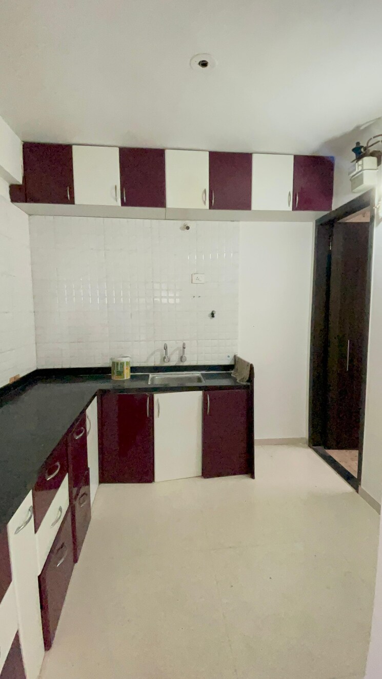 Kitchen, gayatree-landmark-phase-1 2 Bedroom 750 Sq.Ft. Apartment In Thergaon Pune 9096685