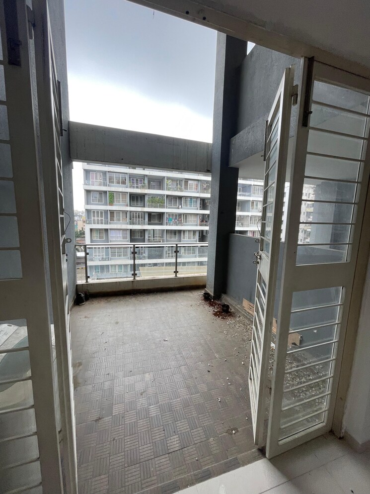 Balcony, gayatree-landmark-phase-1 2 Bedroom 750 Sq.Ft. Apartment In Thergaon Pune 9096685