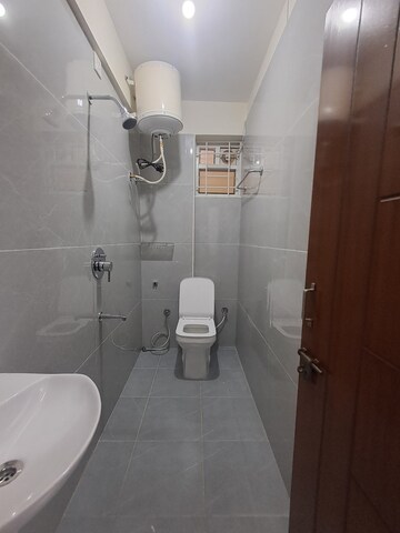 Attached Bathroom in 1 BHK Builder Floor at Koramangala – for Rent