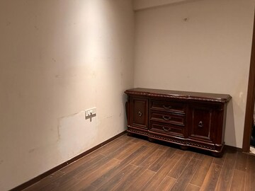 Furnished Amenities in 4 BHK Apartment at Panchshil Towers, Kharadi – for Rent