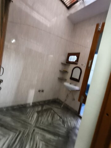  2 BHK Independent House at Gomti Nagar – for Rent