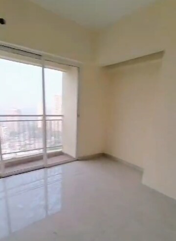 Room in 2 BHK Apartment at Sunrise Glory, Shilphata – for Rent
