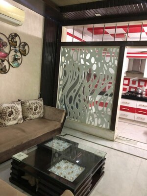 Parking in 3.5 BHK Builder Floor at Saraswati Garden – for Sale