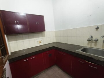 Kitchen in 2 BHK Independent House at Gomti Nagar – for Rent