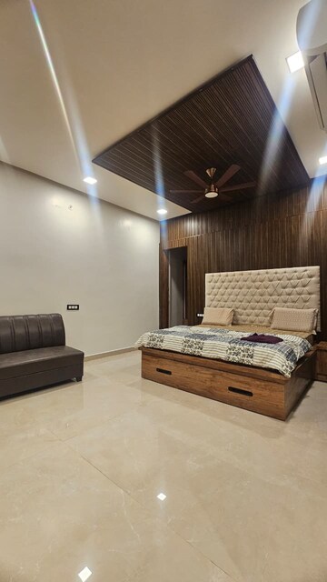 Living Room in 3 BHK Independent House at Gomti Nagar – for Rent