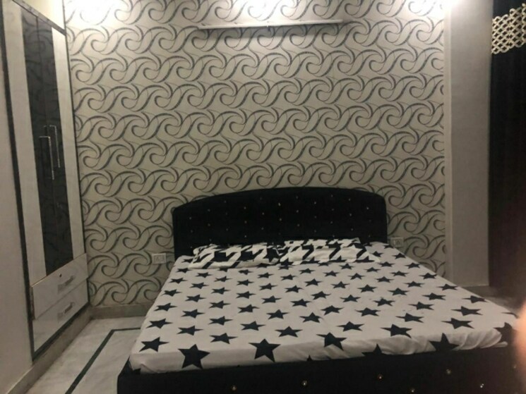 Bedroom, saraswati garden 3.5 Bedroom 1500 Sq.Ft. Builder Floor In Saraswati Garden Delhi 9096801