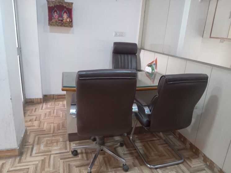Team Area, vibhuti khand Commercial Office Space 1500 Sq.Ft. In Vibhuti Khand Lucknow 9096786