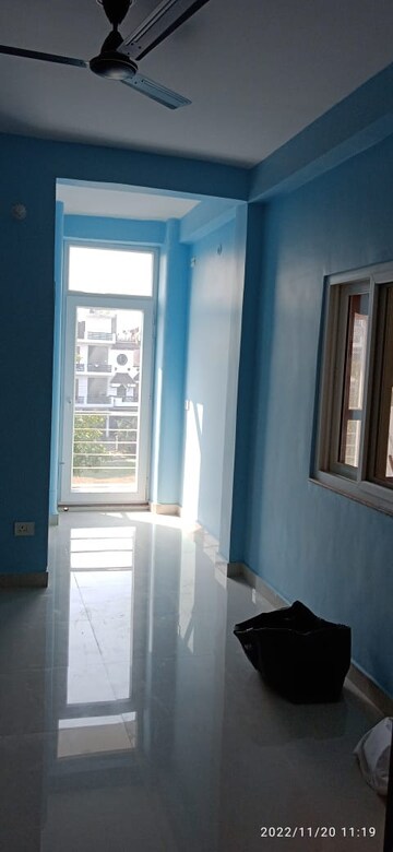 Building Lobby in 1.5 BHK Independent House at Gomti Nagar – for Rent
