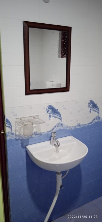 Bathroom in 1.5 BHK Independent House at Gomti Nagar – for Rent