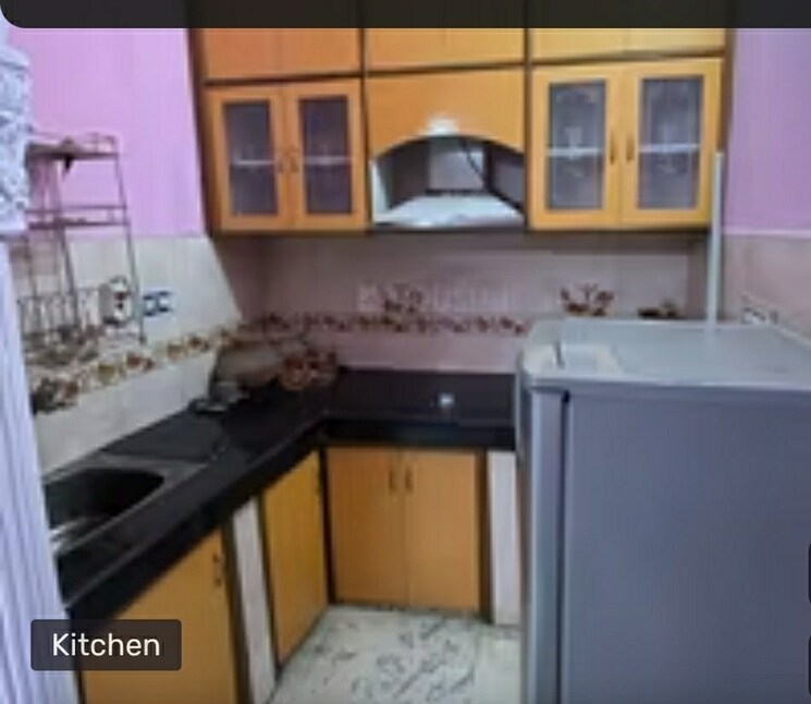 Kitchen, saraswati garden 3.5 Bedroom 1500 Sq.Ft. Builder Floor In Saraswati Garden Delhi 9096801