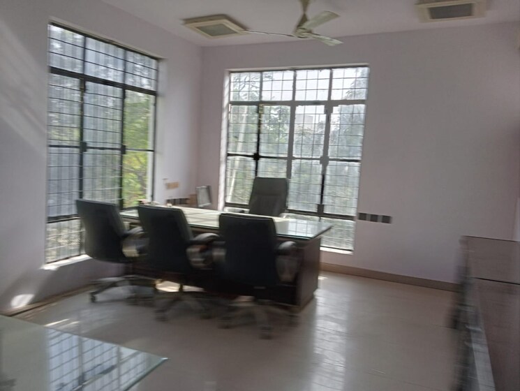 Living Room, vibhuti khand Commercial Office Space 1500 Sq.Ft. In Vibhuti Khand Lucknow 9096814