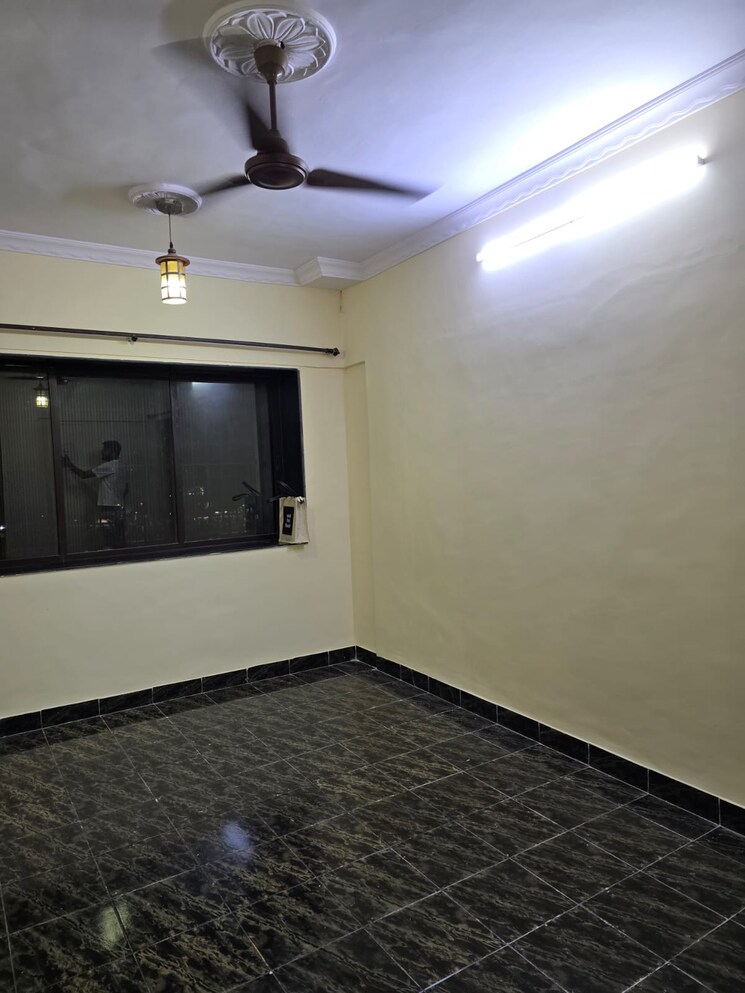 Room, gorai-shree-om-chs 2 Bedroom 650 Sq.Ft. Apartment In Gorai Mumbai 9096823