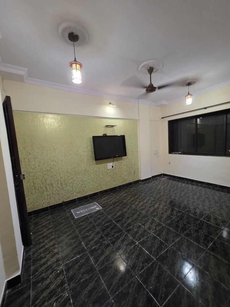Bathroom, gorai-shree-om-chs 2 Bedroom 650 Sq.Ft. Apartment In Gorai Mumbai 9096823