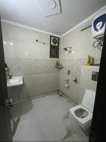 Bathroom in 3 BHK Apartment at Partap Builder Floors, Uttam Nagar – for Rent