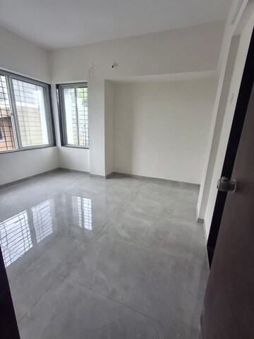 Room in 2.5 BHK Apartment at Haardhik Residency Bhusari Colony, Kothrud – for Sale