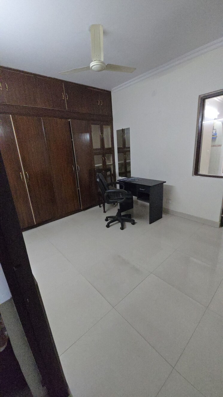 Kitchen, dayanand colony 2 Bedroom 900 Sq.Ft. Builder Floor In Dayanand Colony Delhi 9096842