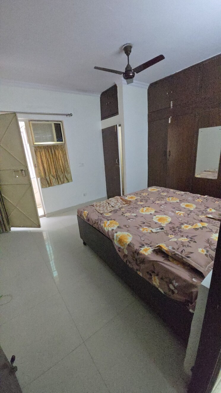 Kitchen, dayanand colony 2 Bedroom 900 Sq.Ft. Builder Floor In Dayanand Colony Delhi 9096842