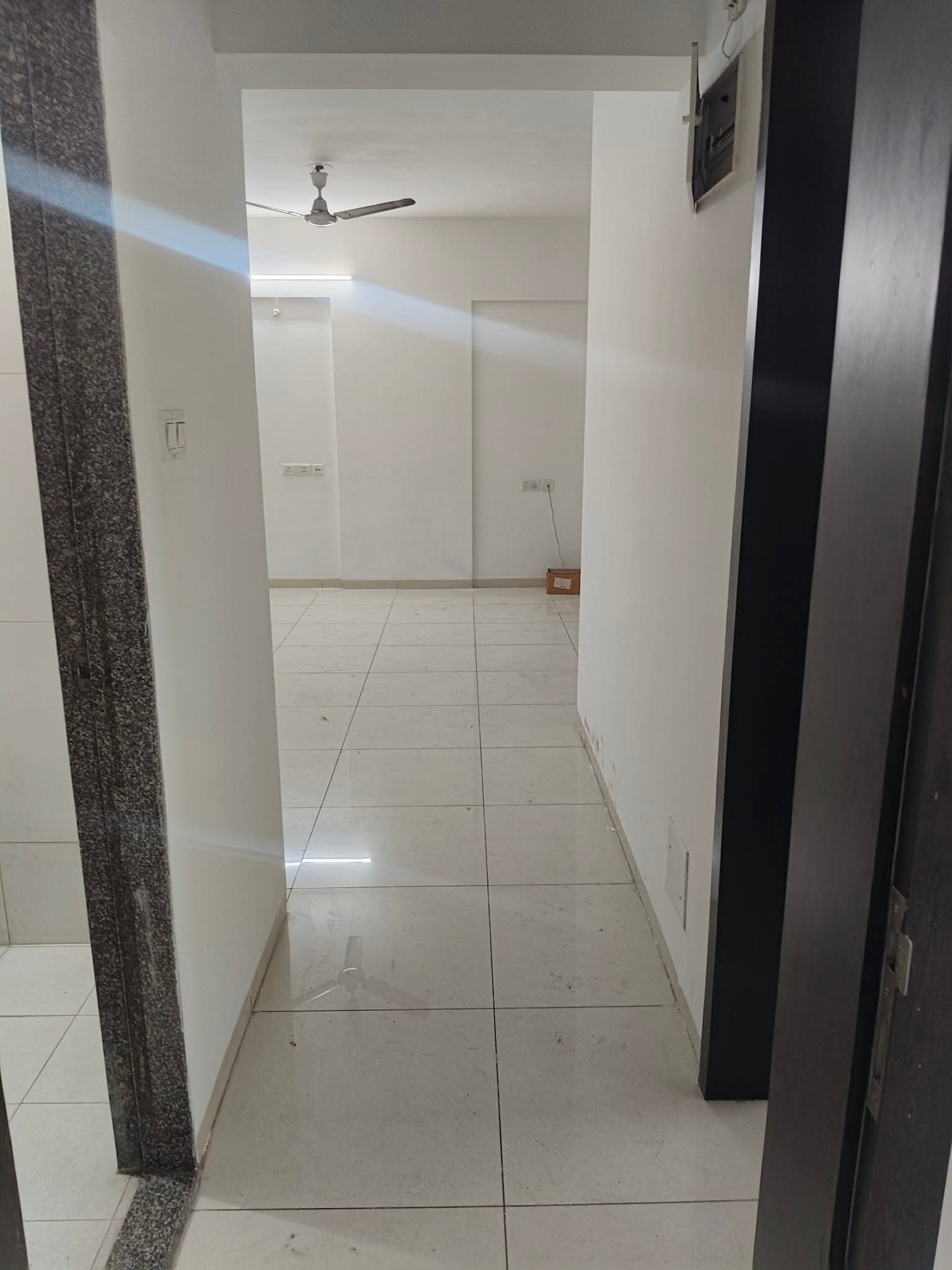 2 BHK Apartment For Rent in Kolte Patil Western Avenue