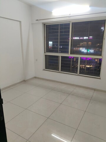 Room in 2 BHK Apartment at Kolte Patil Western Avenue, Wakad – for Rent