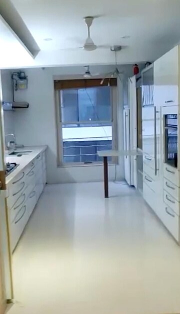 Kitchen in 4 BHK Apartment at Kanta Apartments, Santacruz West – for Rent