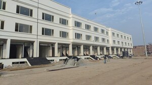  Showroom For Sale in KharaR-Kurali Highway