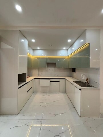 Bathroom in 4 BHK Builder Floor at The Vegas, Sector 16b Dwarka – for Sale