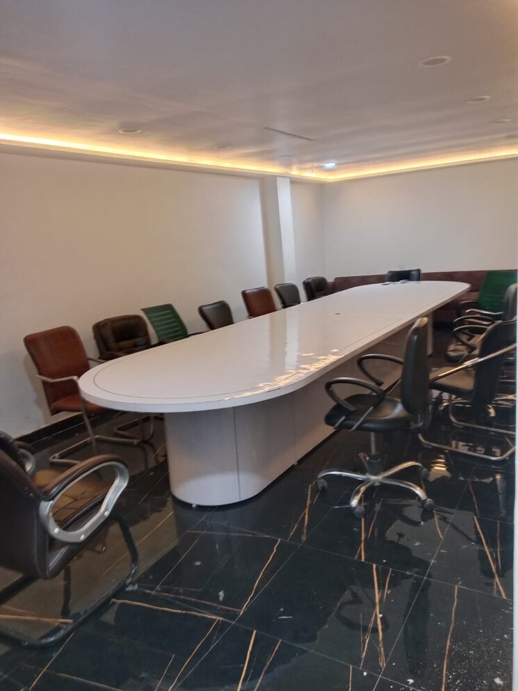 Team Area, vibhuti khand Commercial Office Space 3000 Sq.Ft. In Vibhuti Khand Lucknow 9096894