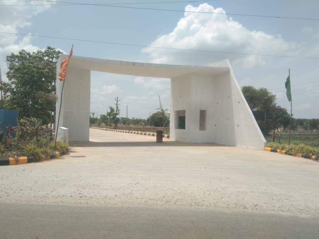 Plot For Sale in Shadnagar To Parigi Road 