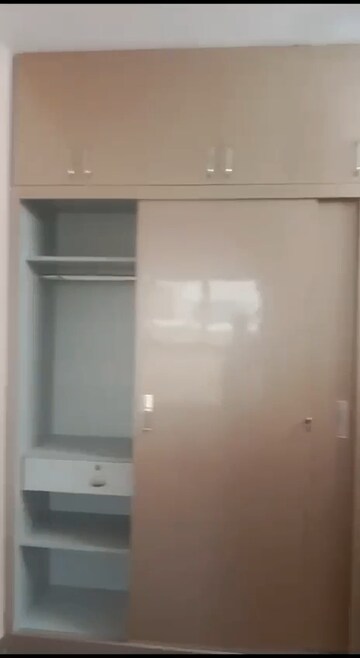 Furnished Amenities in 3 BHK Apartment at Parklands, Sector 85 – for Rent