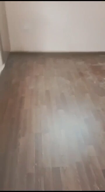 Room in 3 BHK Apartment at Parklands, Sector 85 – for Rent