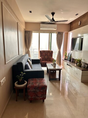 Team Area in 1 BHK Apartment at Satre Happynest, Kanjurmarg East – for Rent