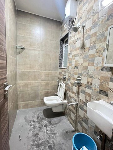 Bathroom in 1 BHK Apartment at Satre Happynest, Kanjurmarg East – for Rent
