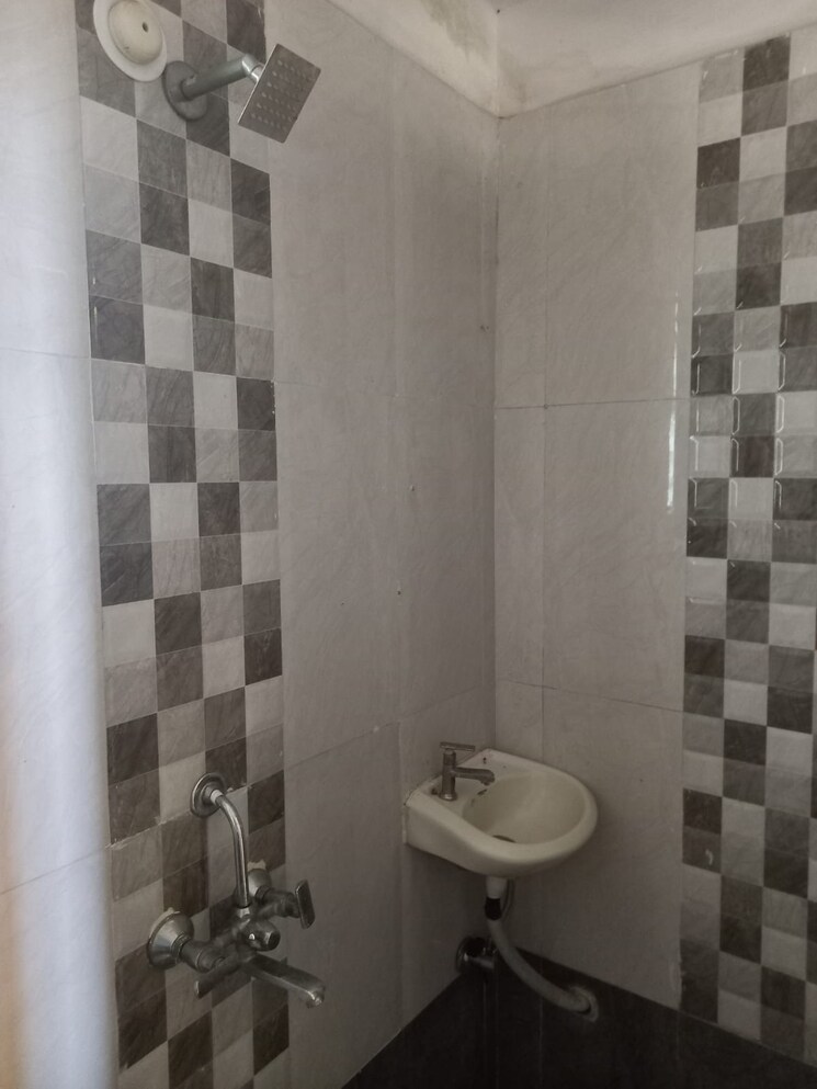 Bathroom, taloja 1 Bedroom 550 Sq.Ft. Apartment In Taloja Navi Mumbai 9096929