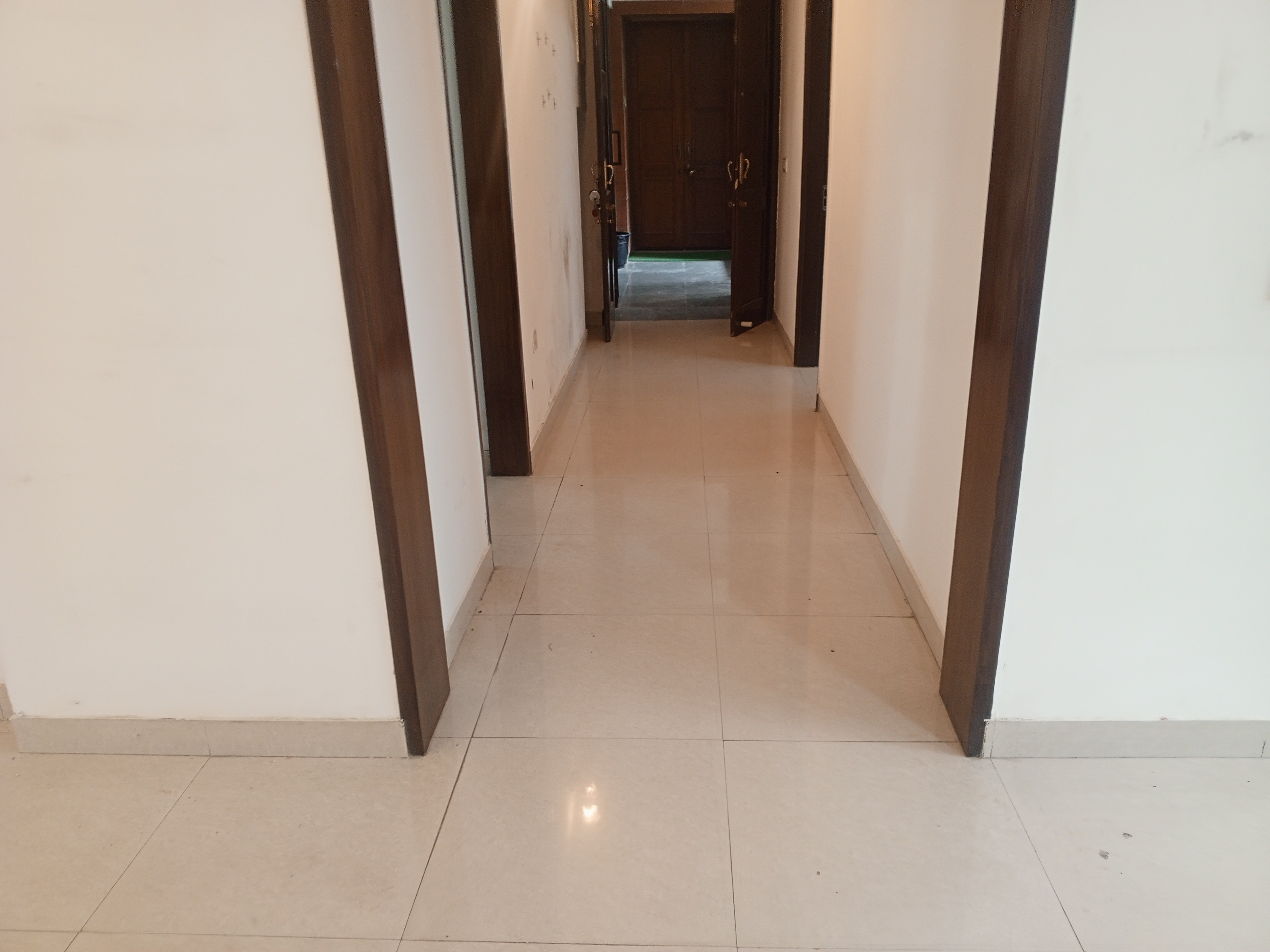 4 BHK + Study Room 2450 Sq.Ft. Apartment in Abhinandan CGHS