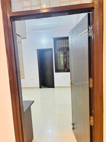 Building Lobby in 2 BHK Independent House at Gomti Nagar – for Rent