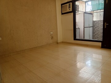 Room in 3 BHK Apartment at Sanskriti Engineers Apartment, Sector 56 – for Rent