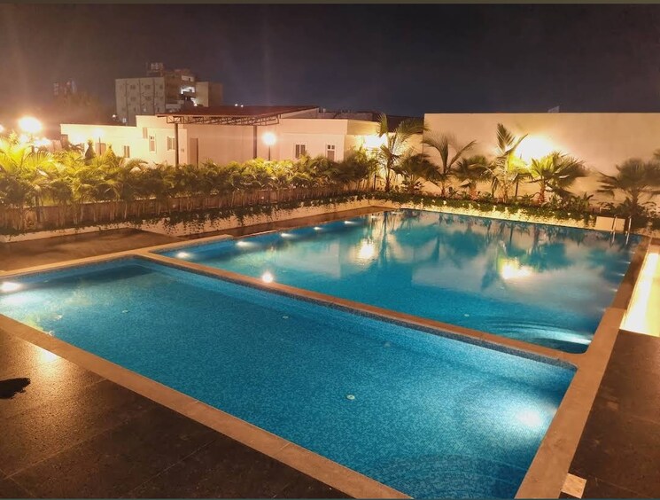 Swimming Pool, smr-vinay-gateway 3 Bedroom 1715 Sq.Ft. Apartment In Yelahanka Bangalore 9096965