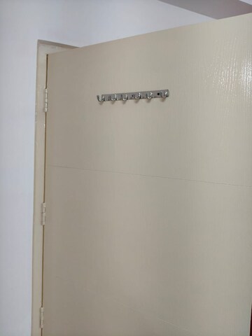 Room in 3 BHK Apartment at Karamvir Towers, Sector 52 – for Rent