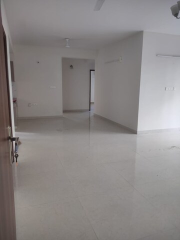 Room in 4 BHK Apartment at Abhas Apartment, Sector 56 – for Rent