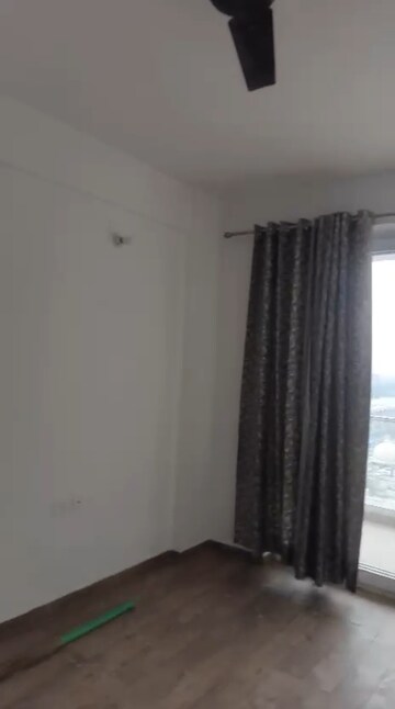 Building Lobby in 3 BHK Apartment at Omaxe Royal Residency Faridabad, Sector 79 – for Rent