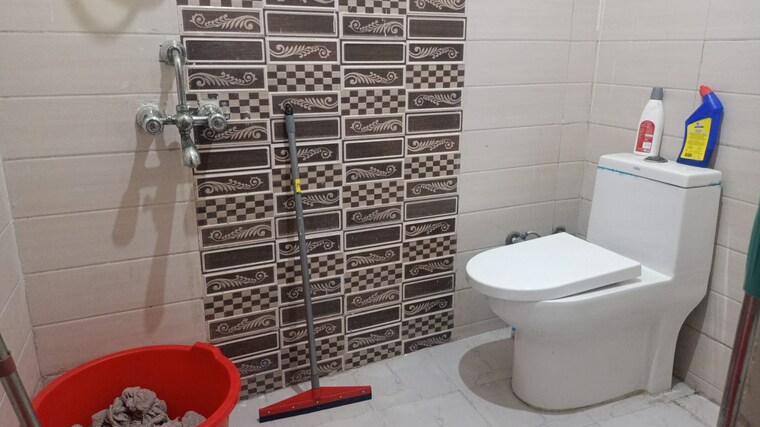 Bathroom, rising-homes 2 Bedroom 900 Sq.Ft. Builder Floor In Sector 53 Noida 9096997