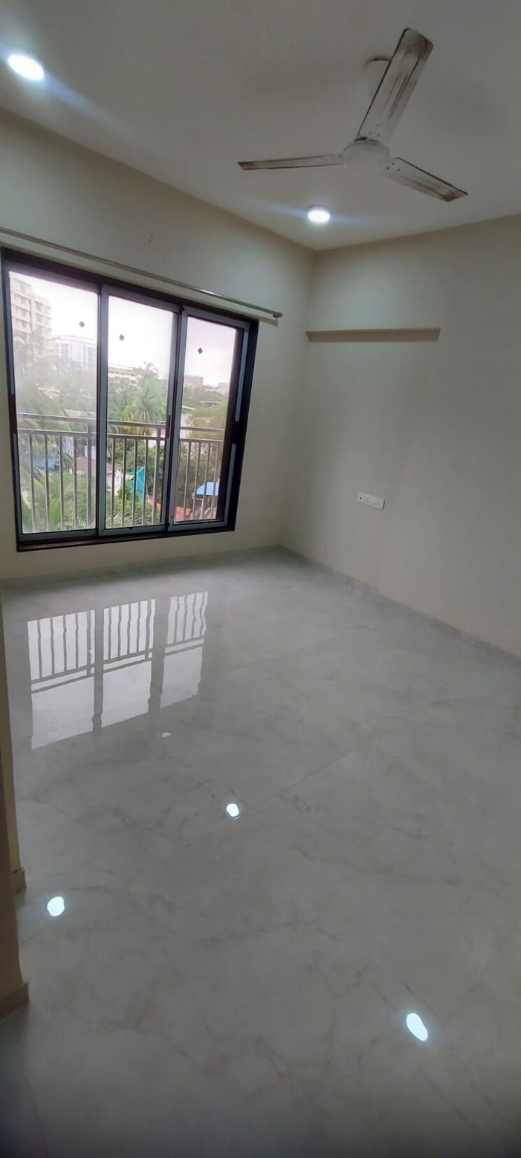 Room, avenue-51 2 Bedroom 1000 Sq.Ft. Apartment In Kalina Mumbai 9097002